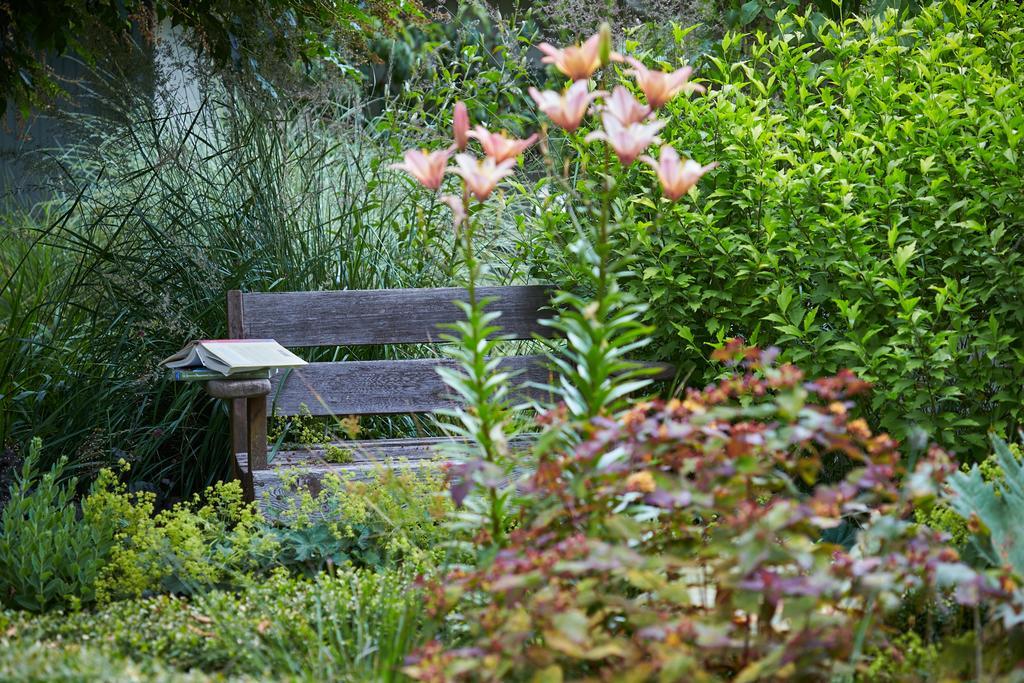 Hedgerow House Bed & Breakfast Ganges Exterior photo